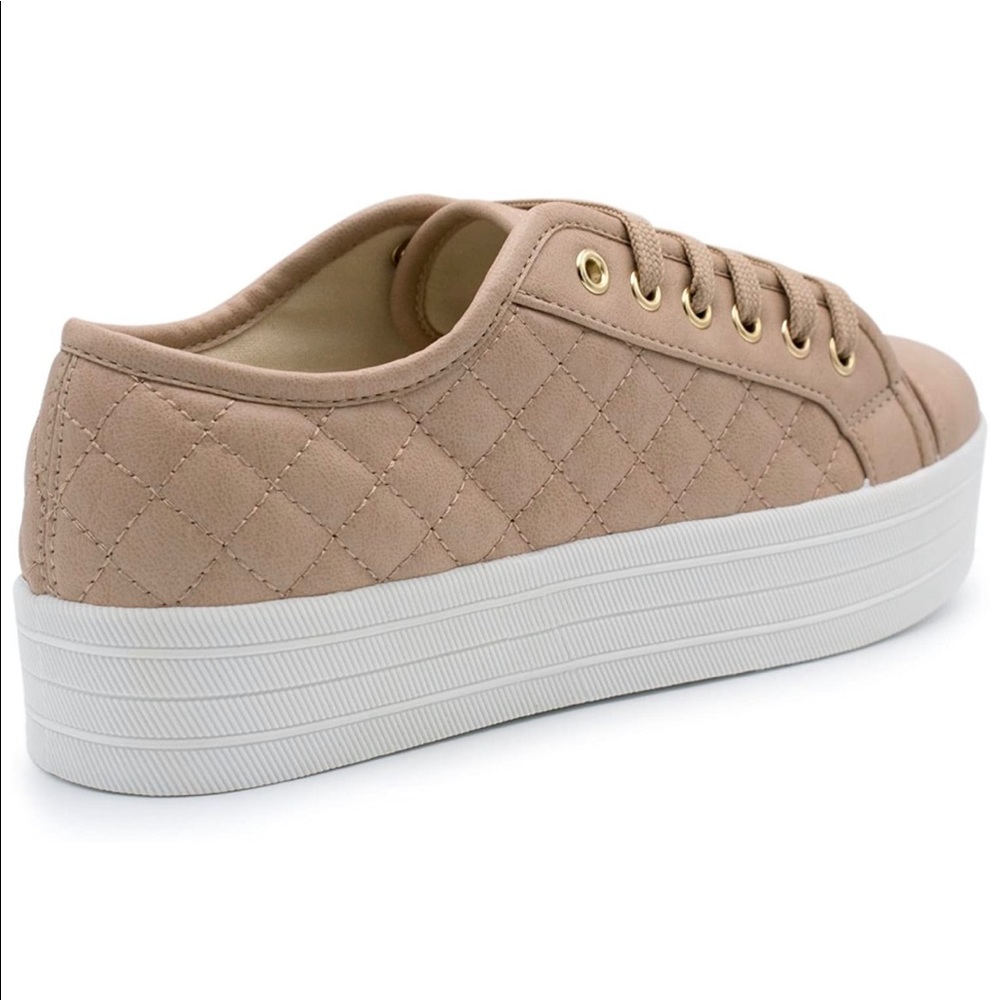 Women's Soft Quilted Fashion Sneaker